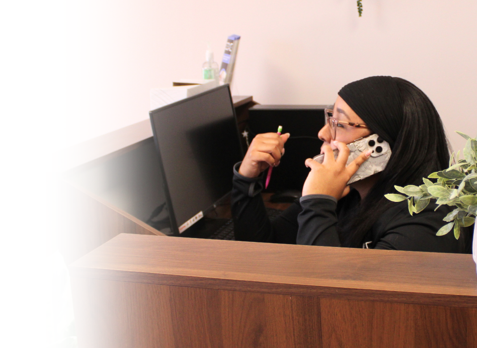 Andree on Phone