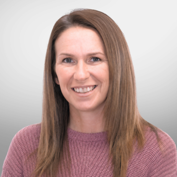 Jess Evans Headshot